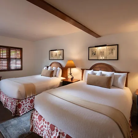 Pinon Court By La Fonda 3*
