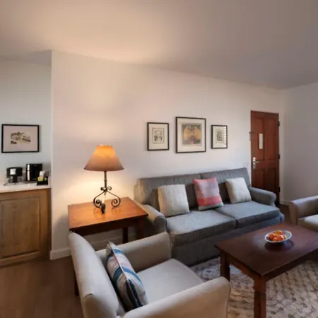 Pinon Court By La Fonda Hotel 3*