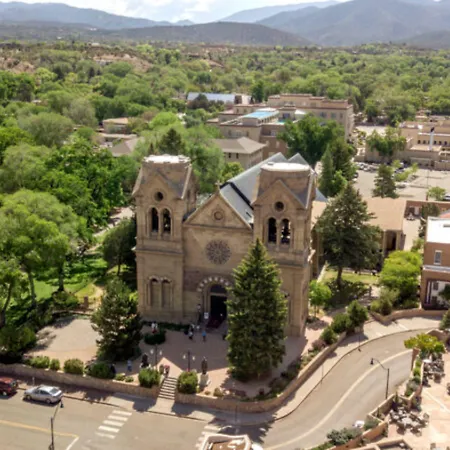 Pinon Court By La Fonda Hotel Santa Fe