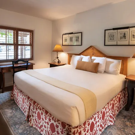 Pinon Court By La Fonda Hotel
