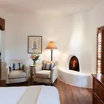 Pinon Court By La Fonda Hotel