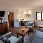 Hotel Pinon Court By La Fonda 3*