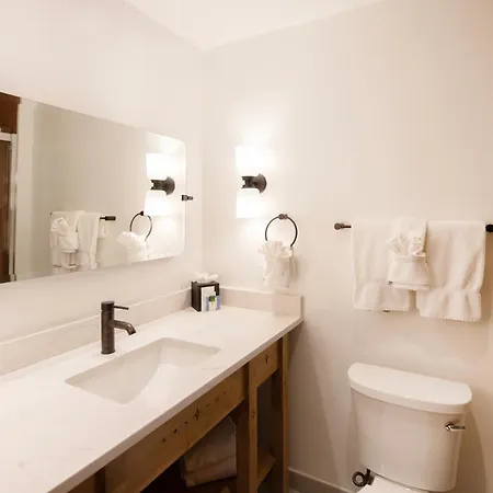Hotel Pinon Court By La Fonda